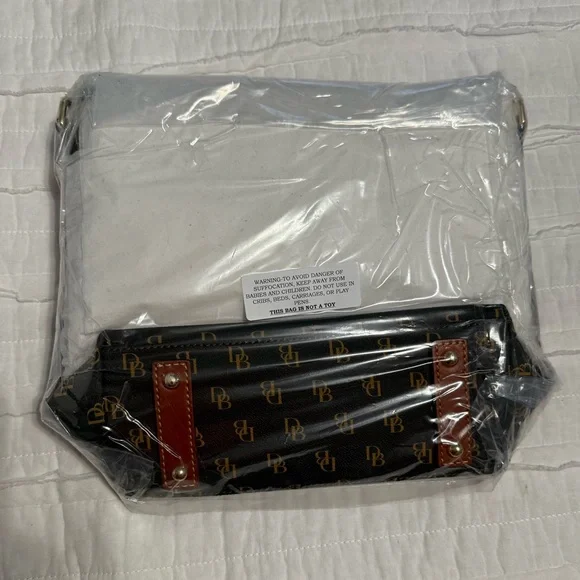 NWT Dooney & Bourke Gretta Lani Crossbody Bag with Mini Monogram Design - Picture 6 of 6